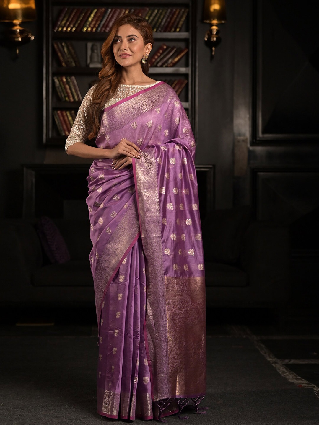 

Exclusiva Lavender & Gold-Toned Floral Zari Silk Blend Saree