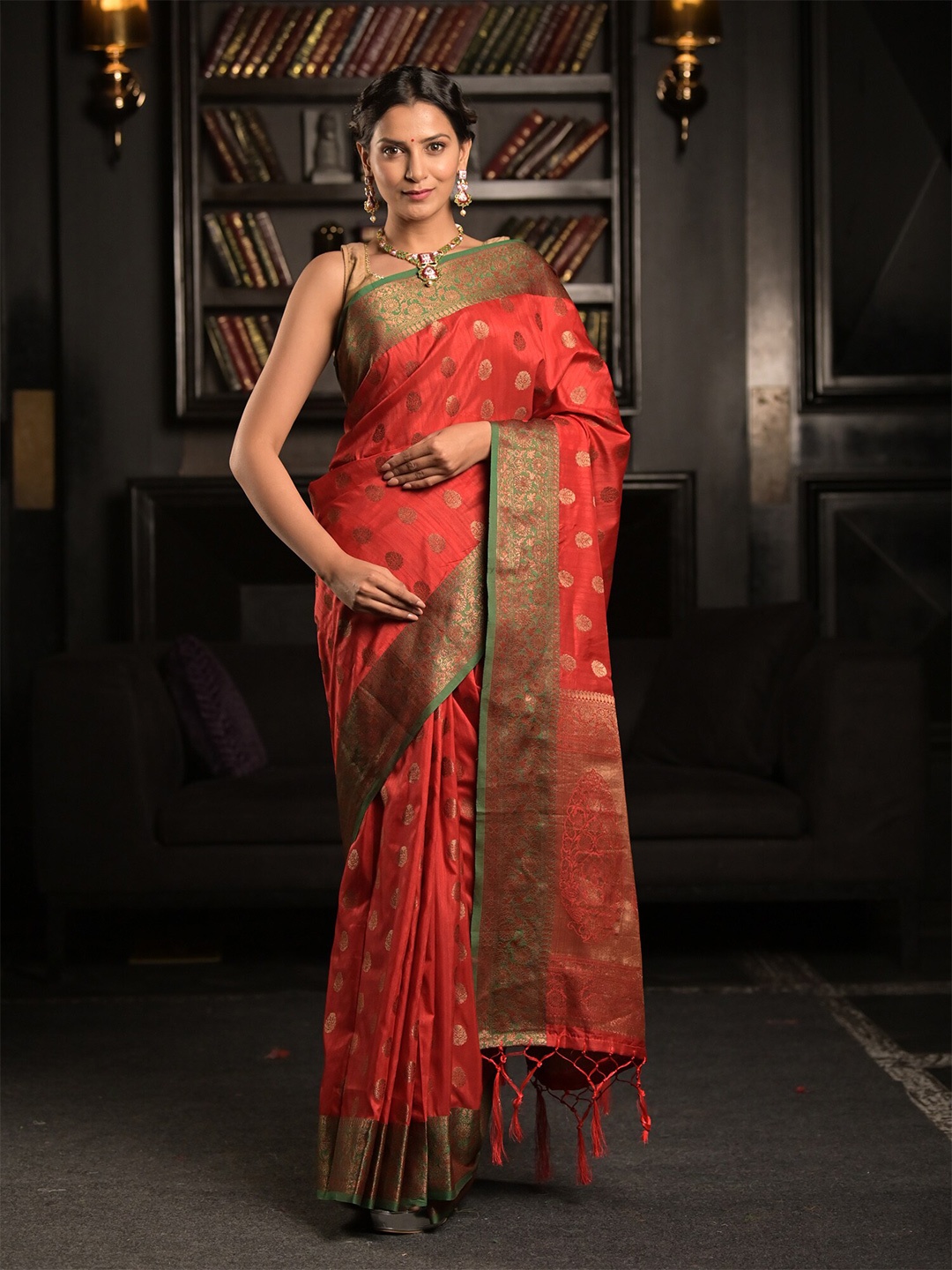 

Exclusiva Red & Green Woven Design Silk Blend Saree