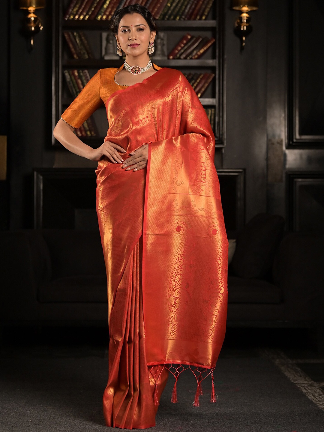 

Exclusiva Red & Gold-Toned Woven Design Silk Blend Banarasi Saree