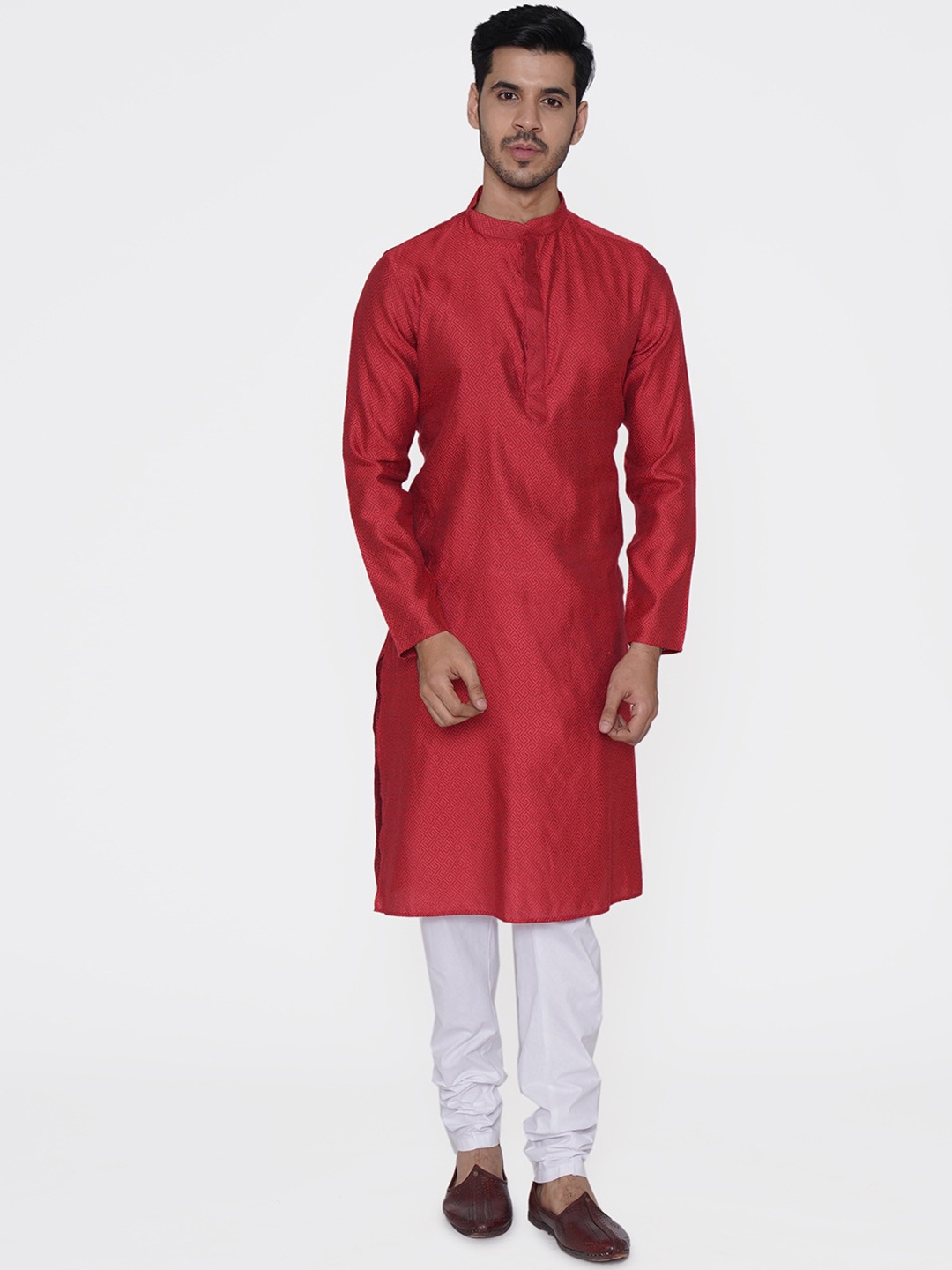 

TABARD Men Red & White Jaquard Printed Dupion Silk Kurta with Churidar
