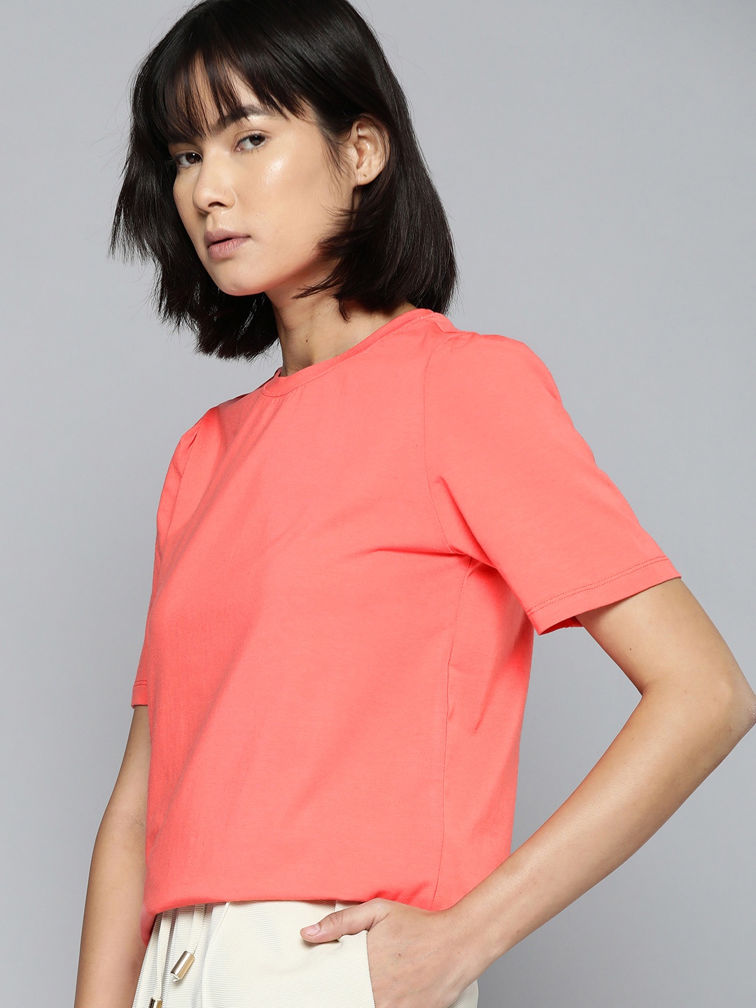 

ether Peach-Coloured Solid Puff Sleeves Top