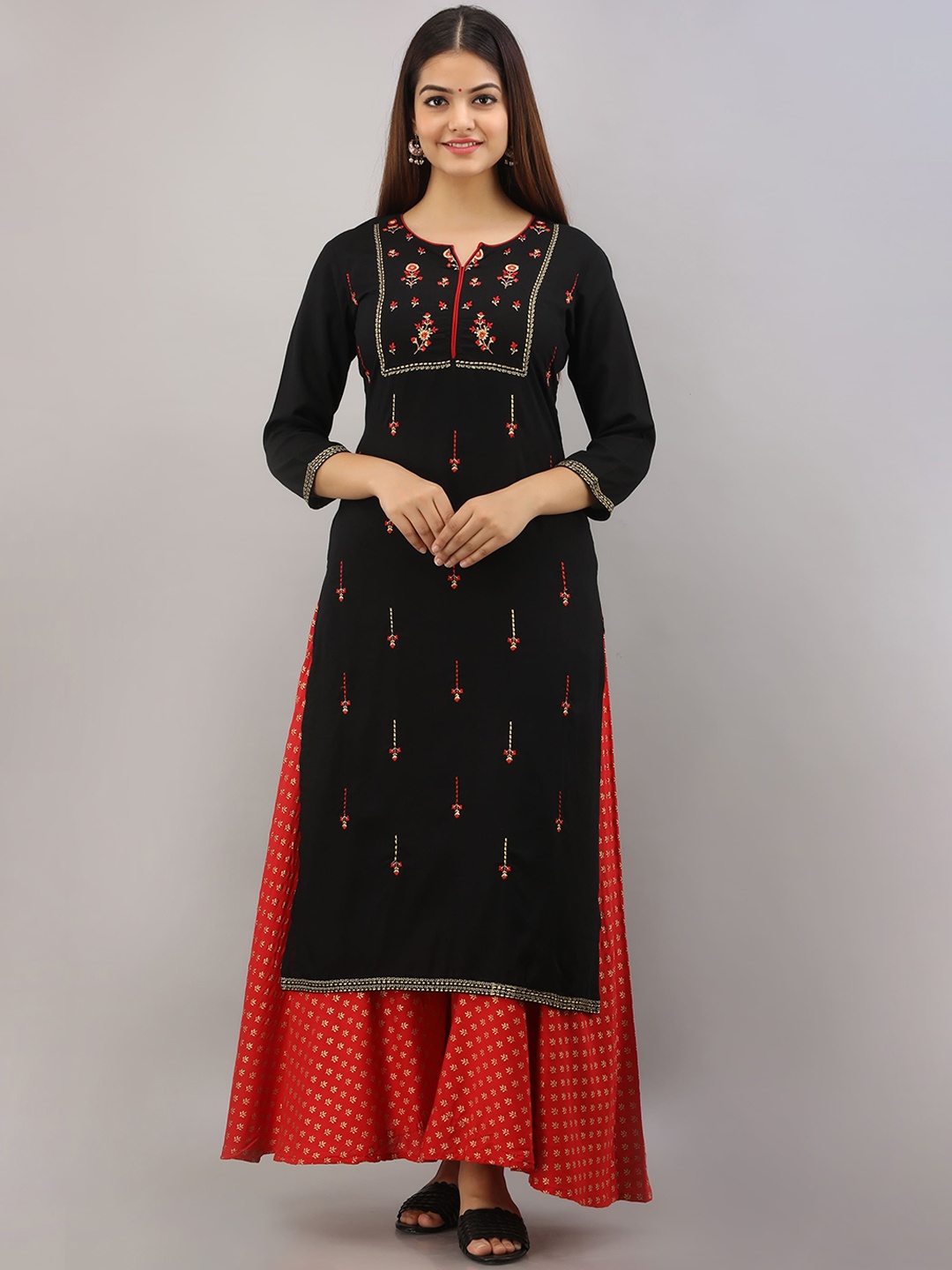 

GULMOHAR JAIPUR Women Black Ethnic Motifs Embroidered Thread Work Kurta