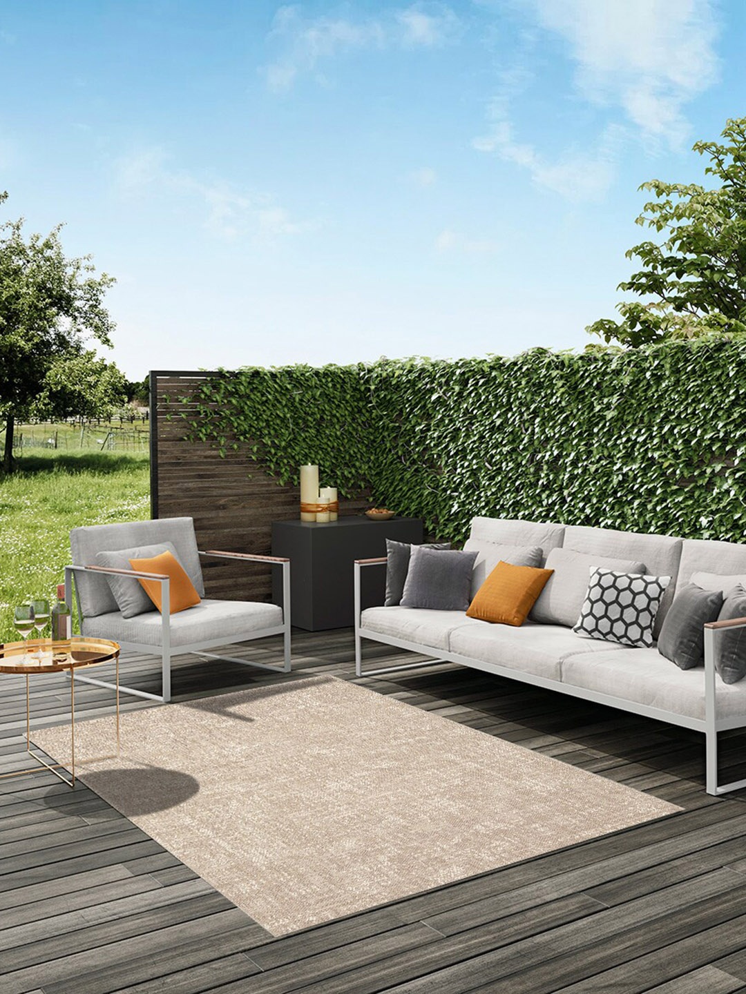 

DDecor Off White Solid Rectangular Rugs