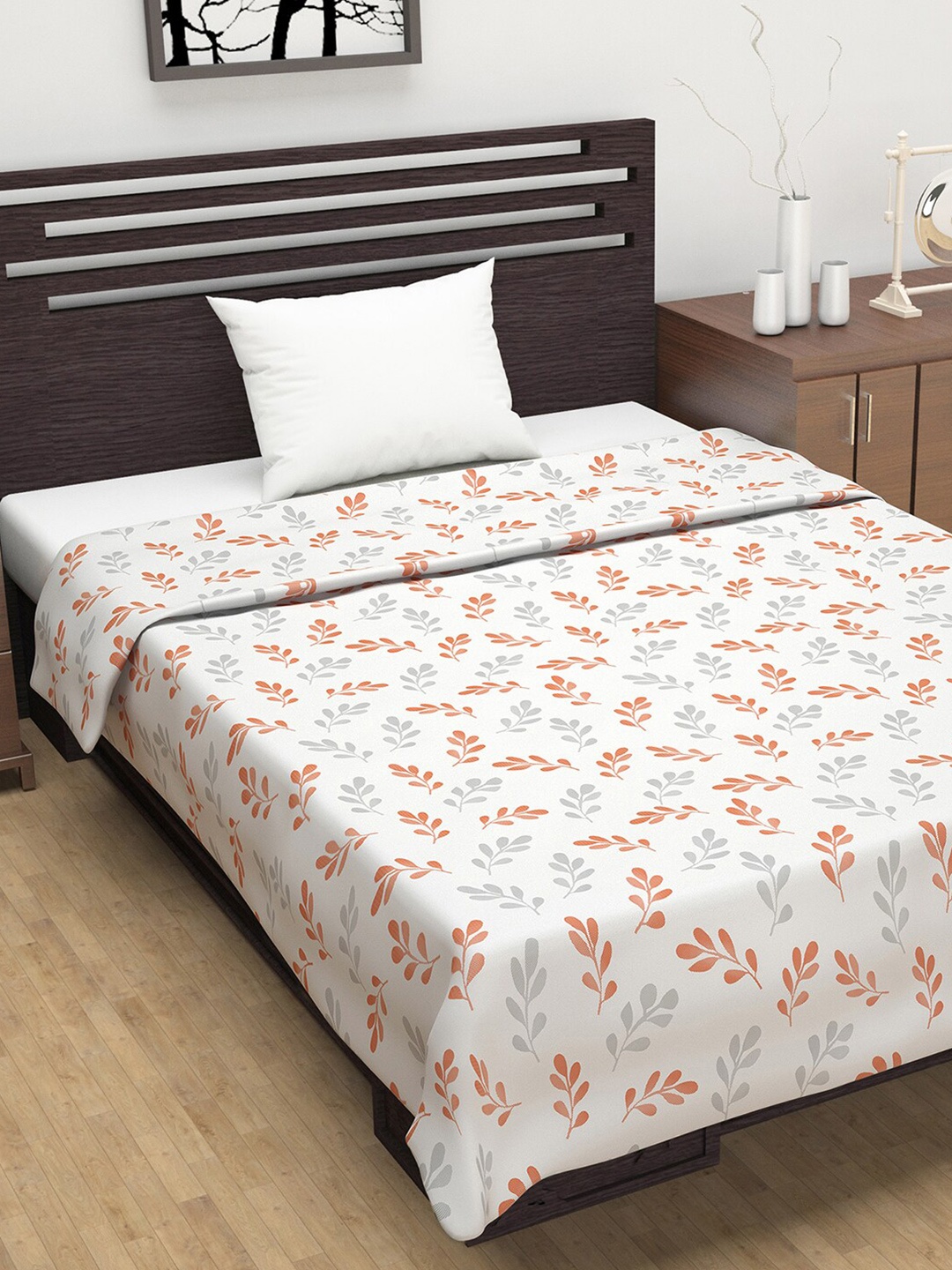 

Divine Casa Orange & White Floral Mild Winter 120 GSM Single Bed Dohar