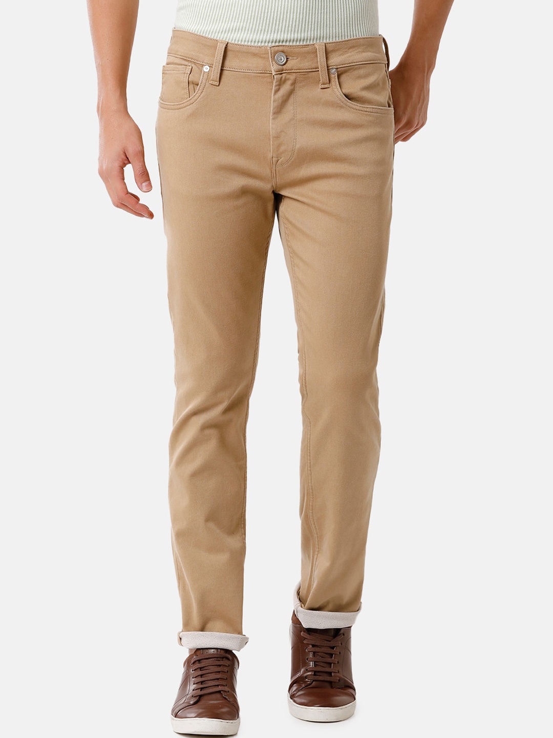 

Voi Jeans Men Khaki Slim Fit Jeans