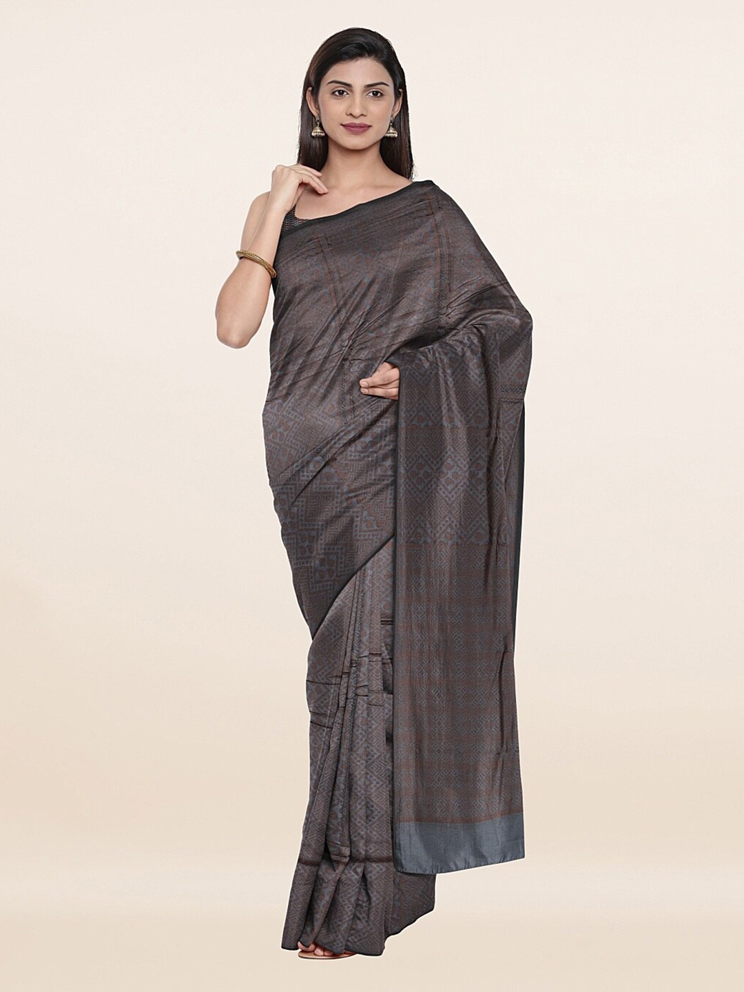 

Pothys Grey & Copper-Toned Woven Design Saree
