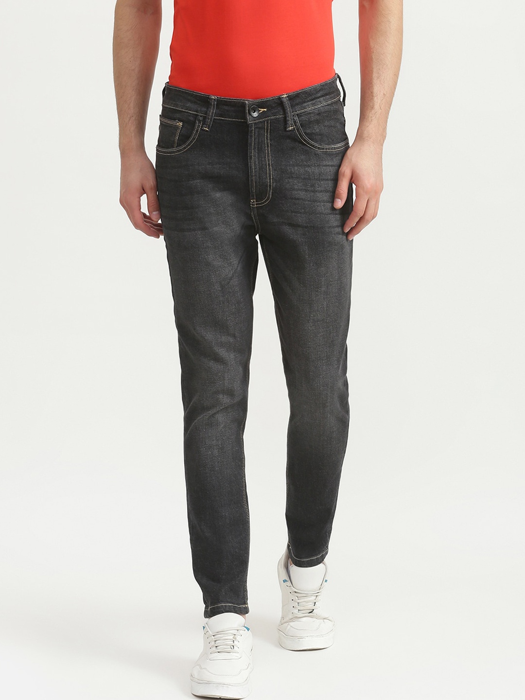 

United Colors of Benetton Men Black Heavy Fade Crop Cotton Jeans