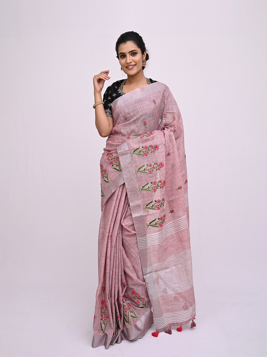 

KAJREE Lavender & Pink Floral Pure Linen Tussar Saree