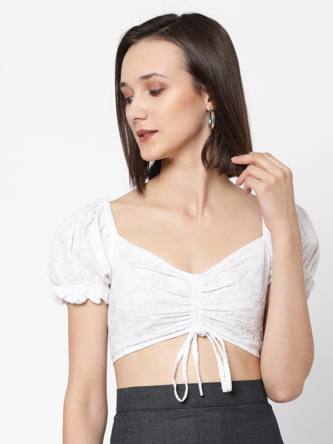 

VASTRADO Women White ss22 Sweetheart Neck Cotton Embroidered Crop Top