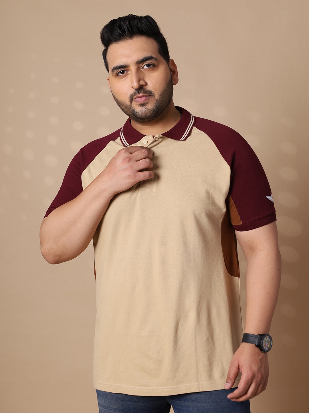 

bigbanana Men Plus Size Beige Colourblocked Polo Collar T-shirt