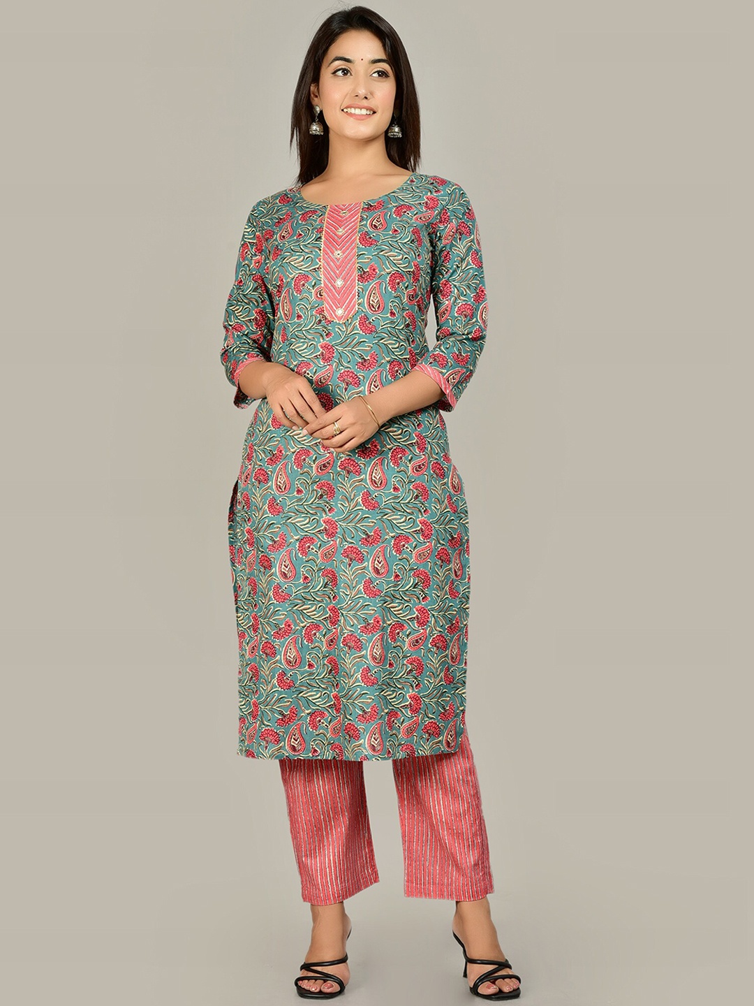 

KALINI Women Blue Floral Printed Pure Cotton Kurta with Trousers