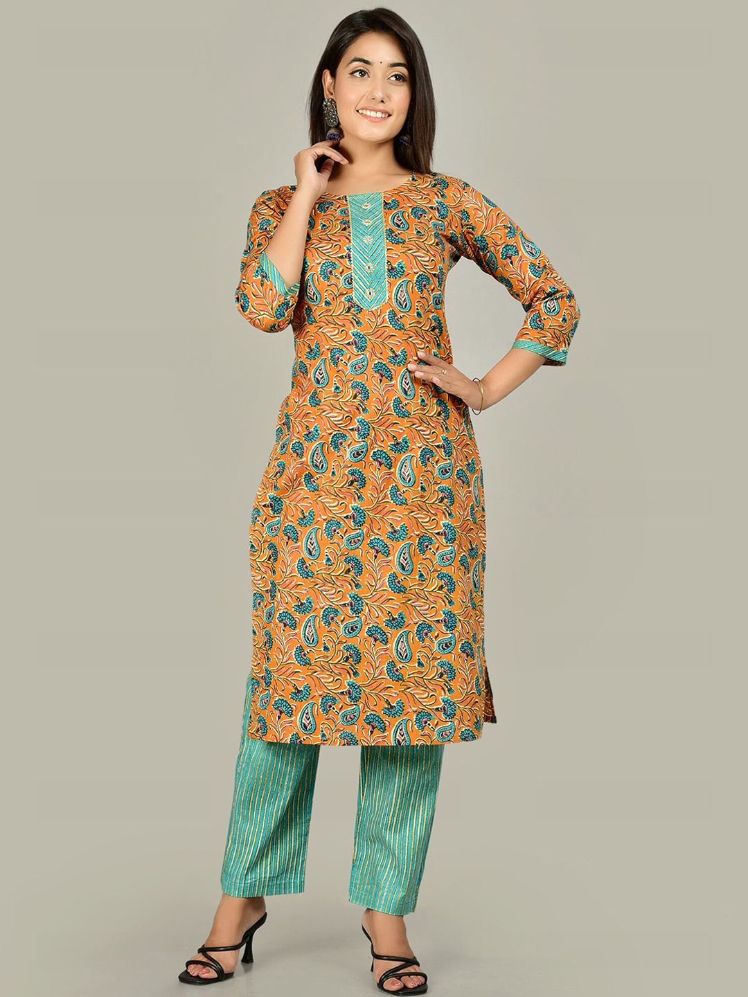 

KALINI Women Yellow Floral Printed Pure Cotton Kurta with Trousers