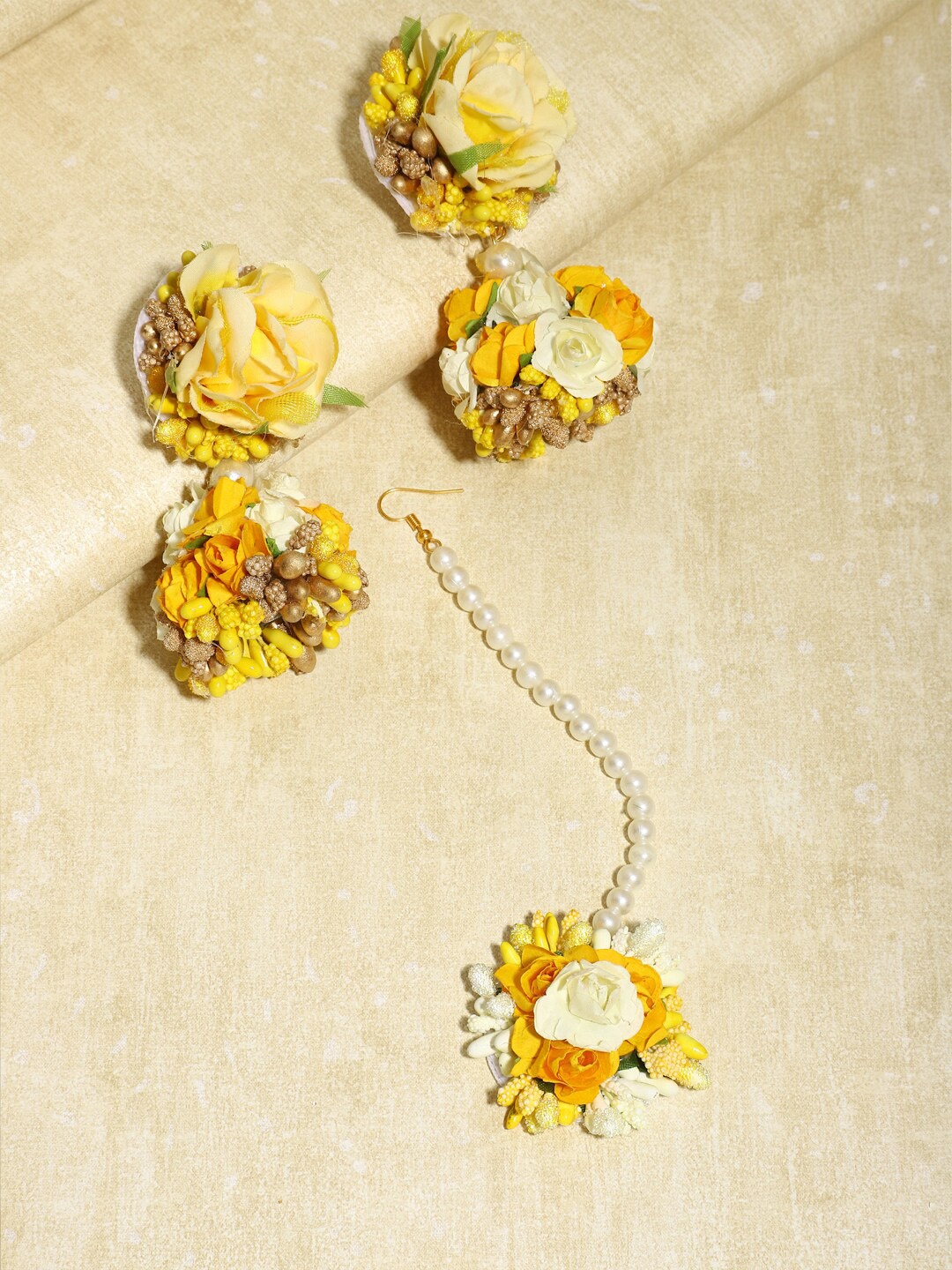 

Ruby Raang Yellow & Gold-Plated Flower Maang Tika & Earrings
