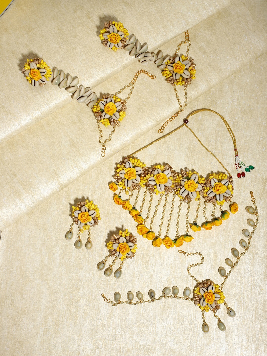 

Ruby Raang Yellow Gold Plated Jewellery Set