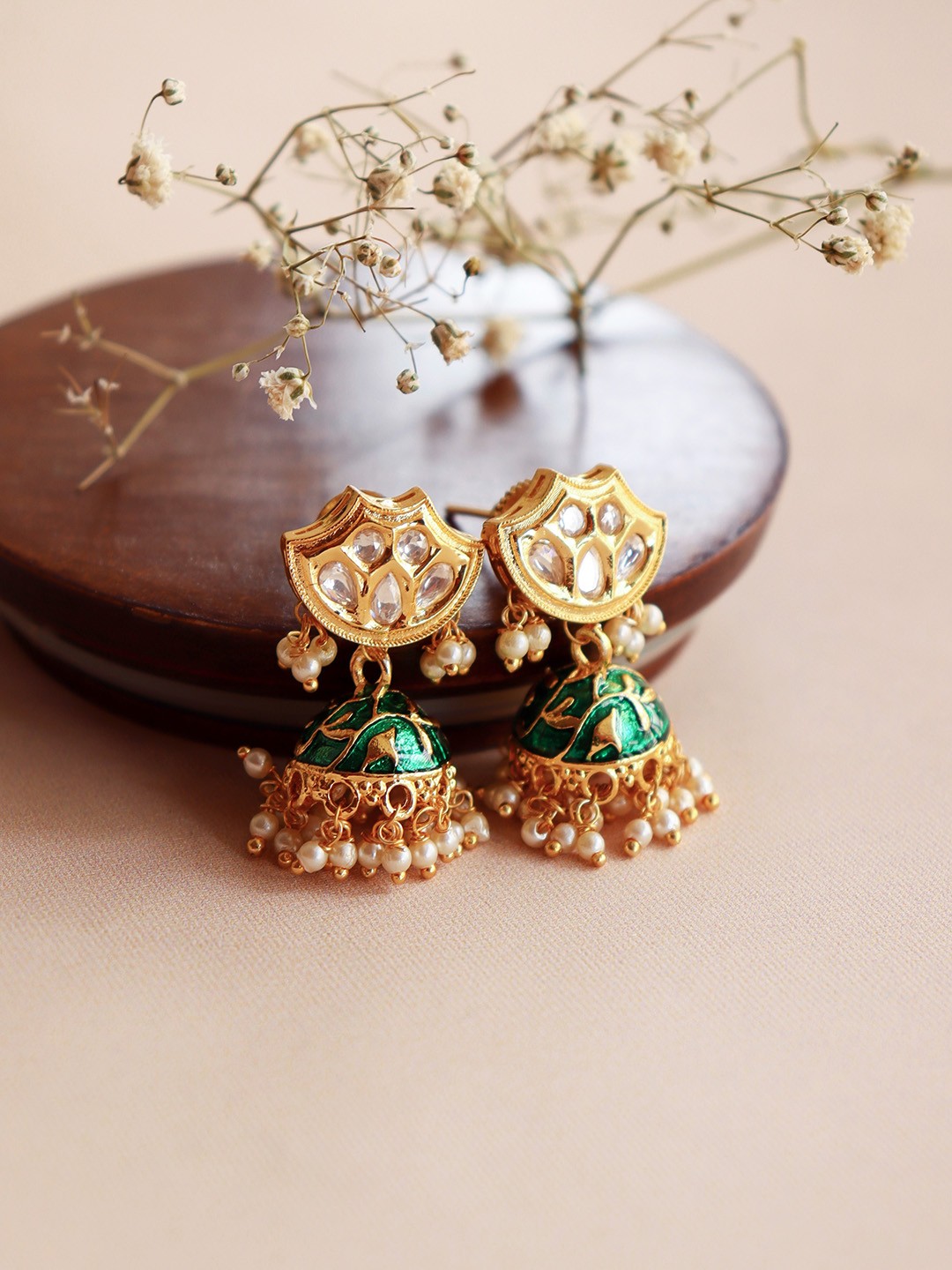 

CURIO COTTAGE Gold-Toned & Green Contemporary Jhumkas Earrings