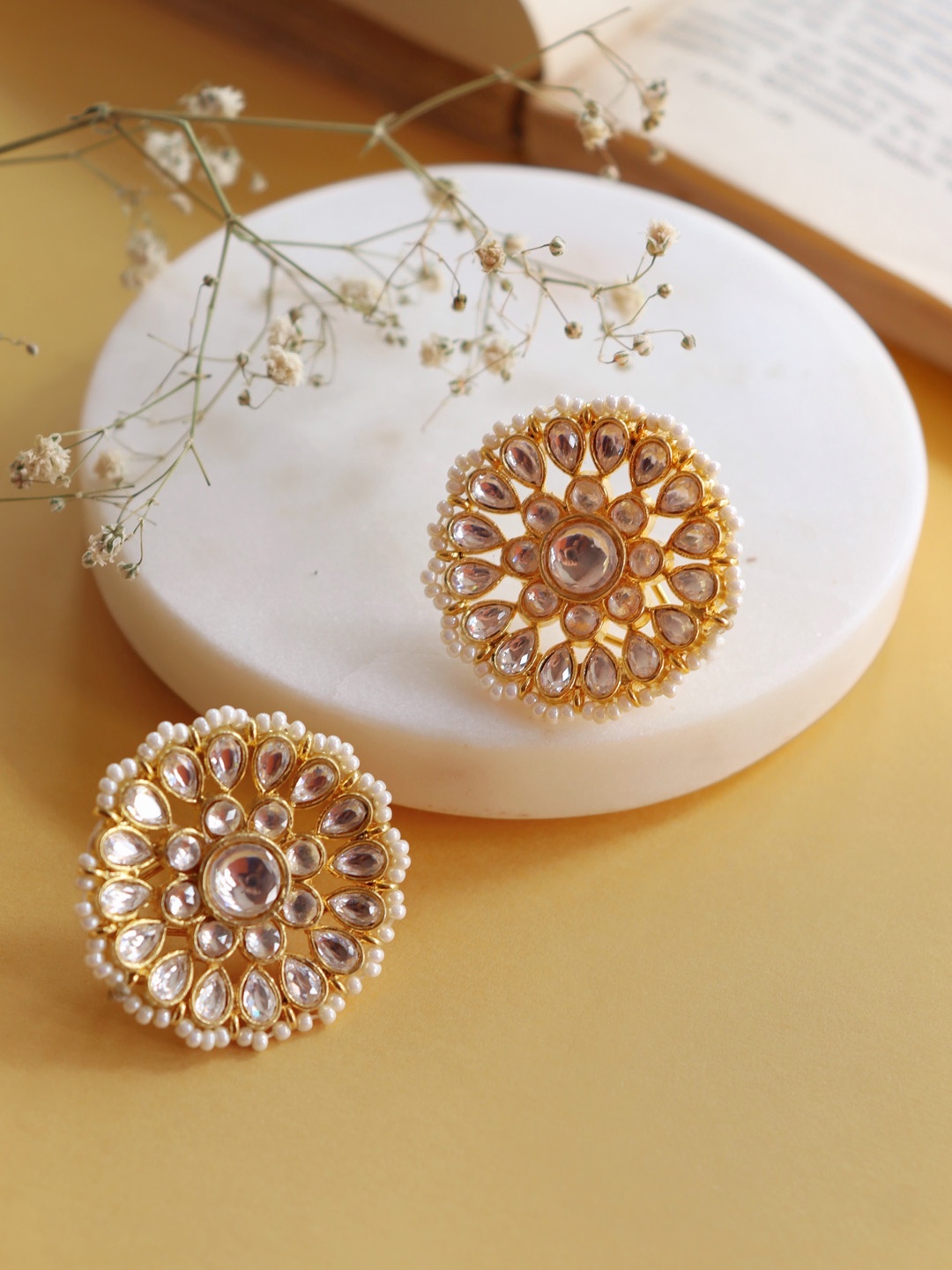 

CURIO COTTAGE Gold-Toned Contemporary Studs Earrings