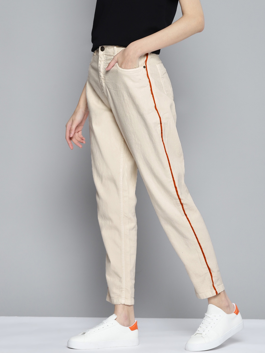 

Mast & Harbour Women Off White Boyfriend Fit Stretchable Jeans