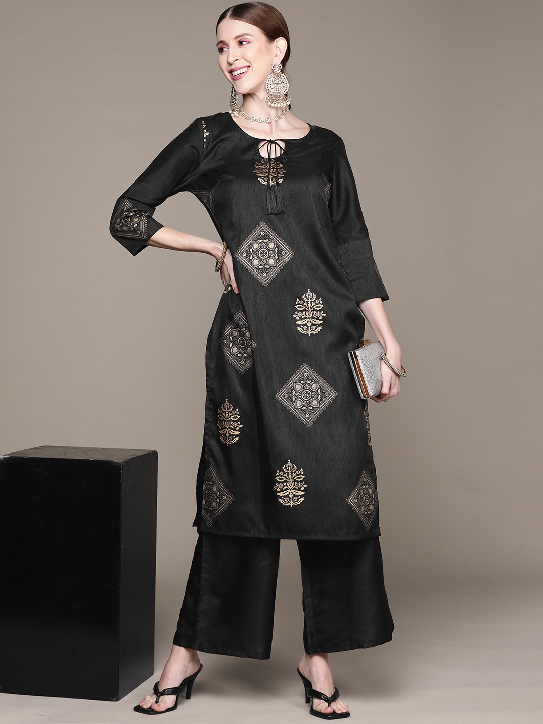 

ZIYAA Women Black & Golden Ethnic Motifs Printed Kurta with Palazzos