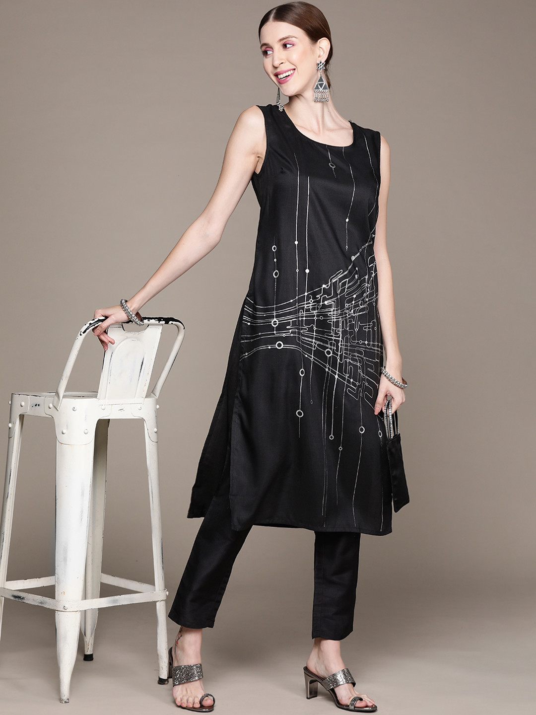 

ZIYAA Women Black & Silver Printed Kurta with Trousers
