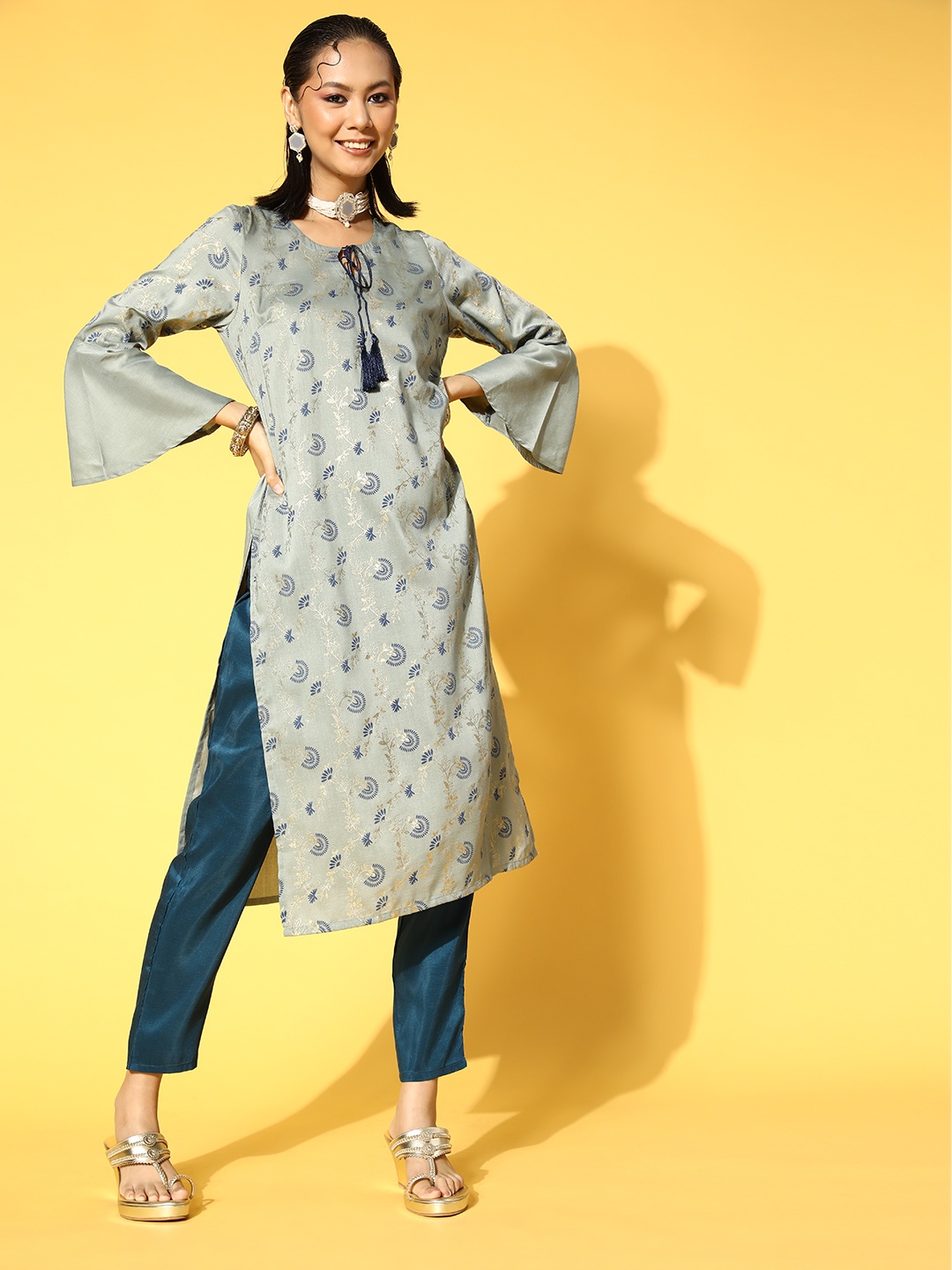 

ZIYAA Women Ethnic Motifs Art Silk Print Parade Kurta Set, Grey