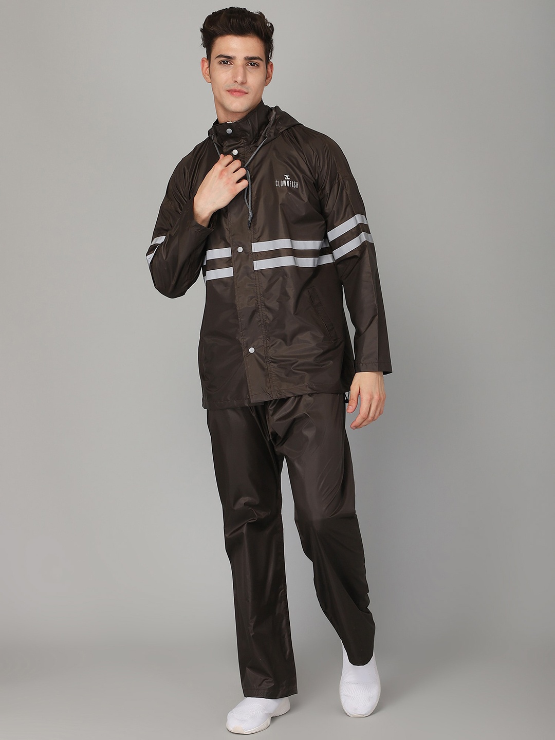 

THE CLOWNFISH Men Brown Solid Waterproof & Seam Sealed Rain Suit