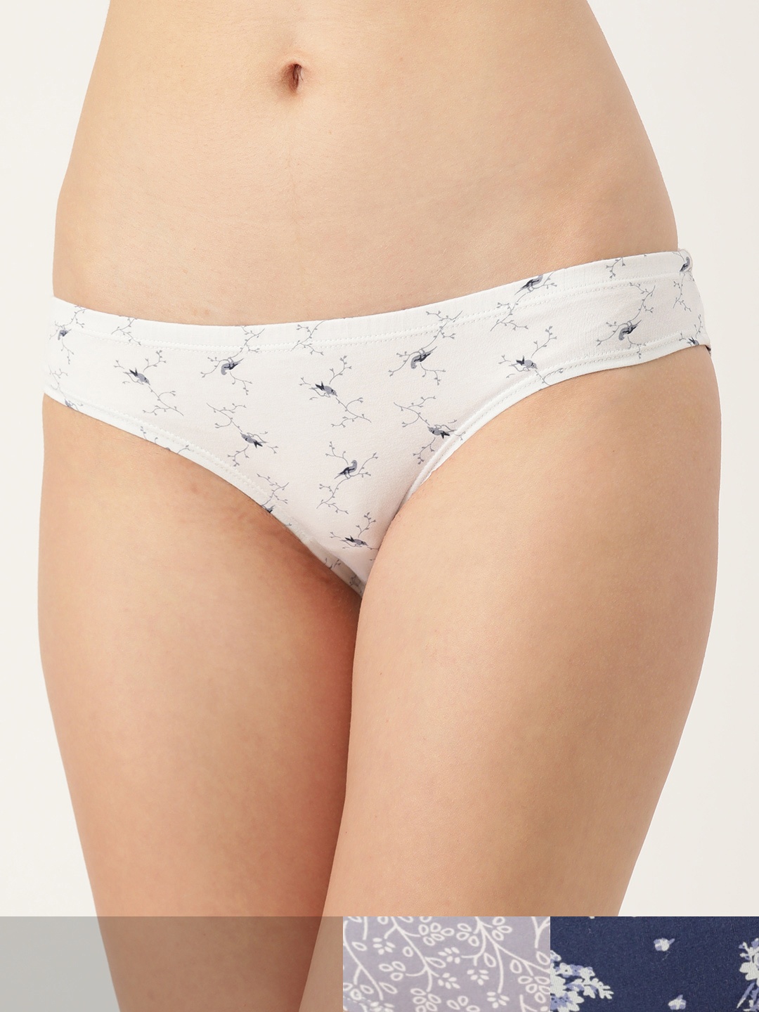 

Leading Lady Women Pack of 3 Cotton Low-Rise Printed Briefs BK-5010-3, White