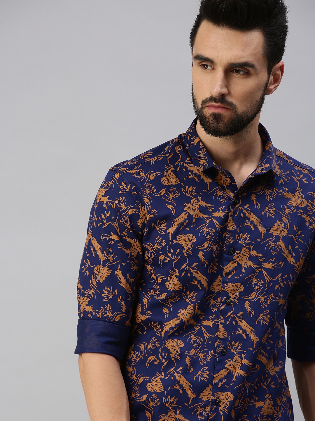 

SHOWOFF Men Blue Comfort Slim Fit Floral Printed Cotton Casual Shirt