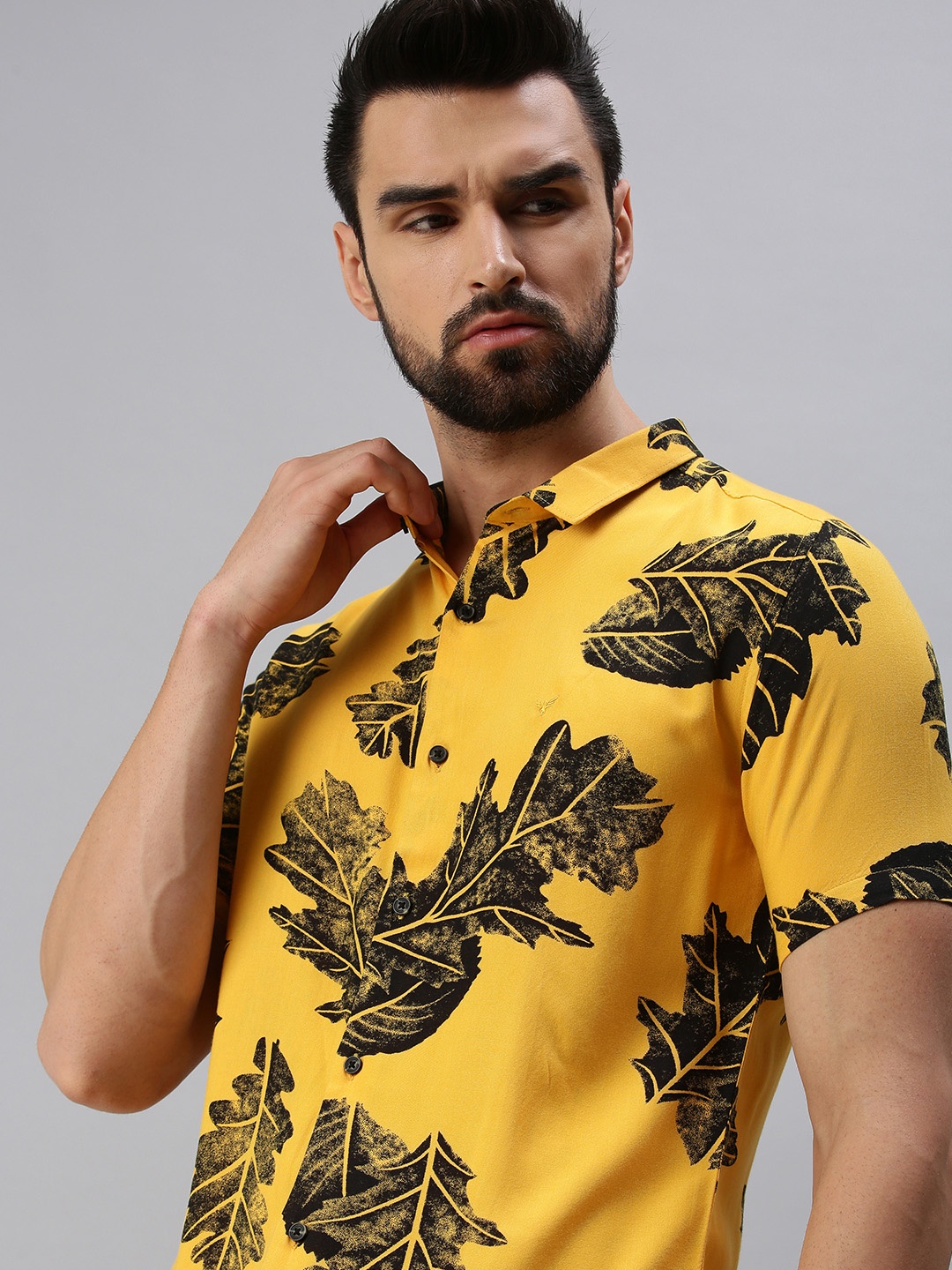 

SHOWOFF Men Yellow Premium Slim Fit Floral Printed Casual Shirt