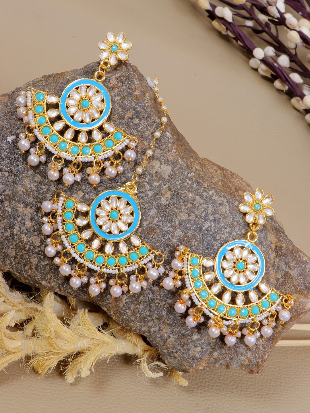 

Crunchy Fashion Gold-Toned & Blue Contemporary Chandbalis Jewellery Set