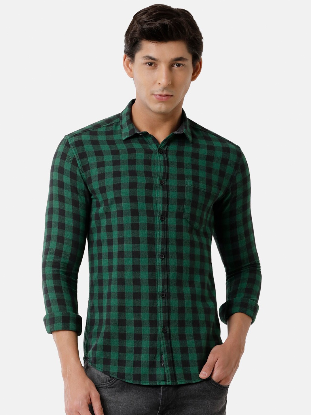 

Voi Jeans Men Green Classic Slim Fit Buffalo Checks Checked Casual Shirt