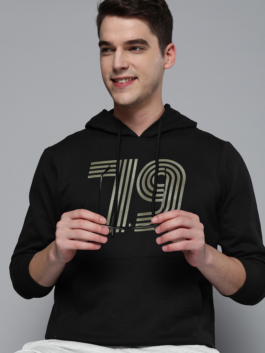 

HERE&NOW Men Black & Olive Green Printed Hooded Sweatshirt