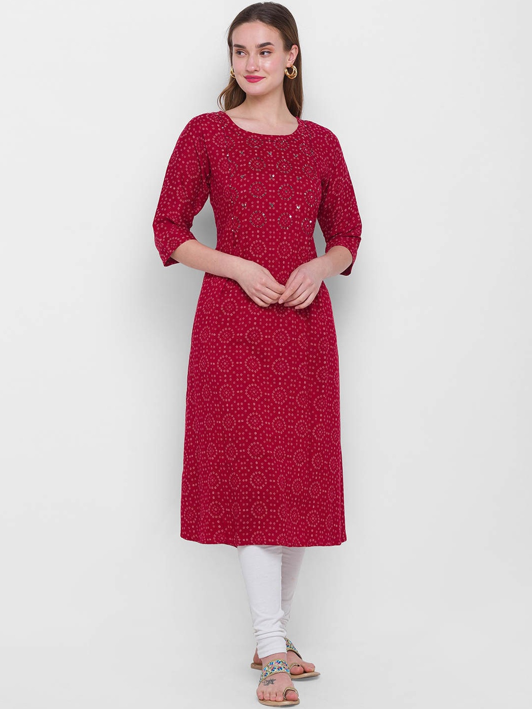 

ZOLA Women Maroon Geometric Mirror Work Kurta