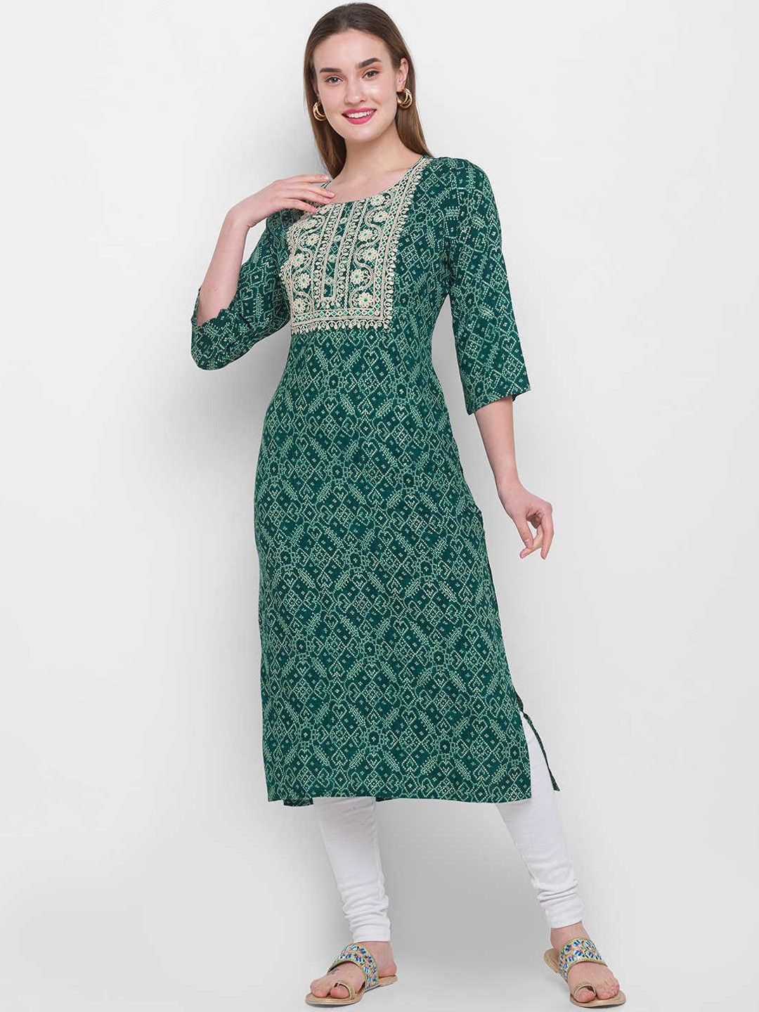 

ZOLA Women Green Geometric Dyed Flared Sleeves Mirror Work Anarkali Kurta