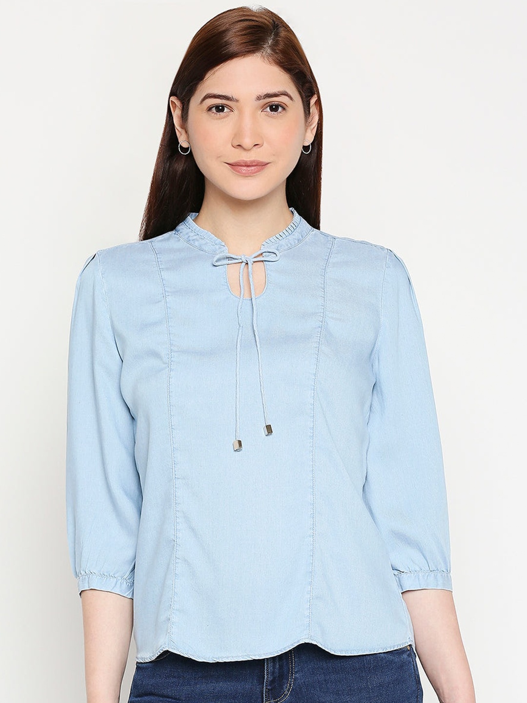 

Kraus Jeans Blue Tie-Up Neck Top