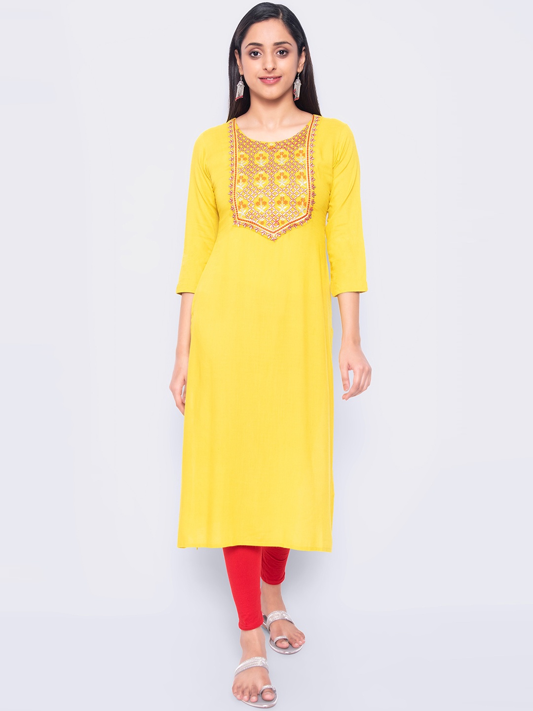 

GULMOHAR JAIPUR Women Yellow Embroidered Thread Work Kurta