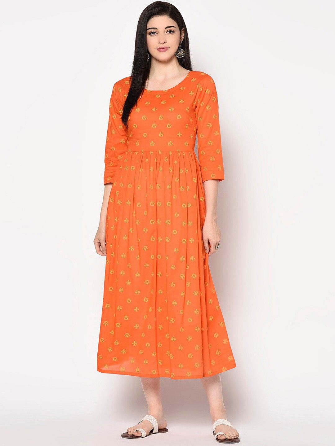 

GULMOHAR JAIPUR Women Orange Dyed Flared Sleeves Thread Work Kurta