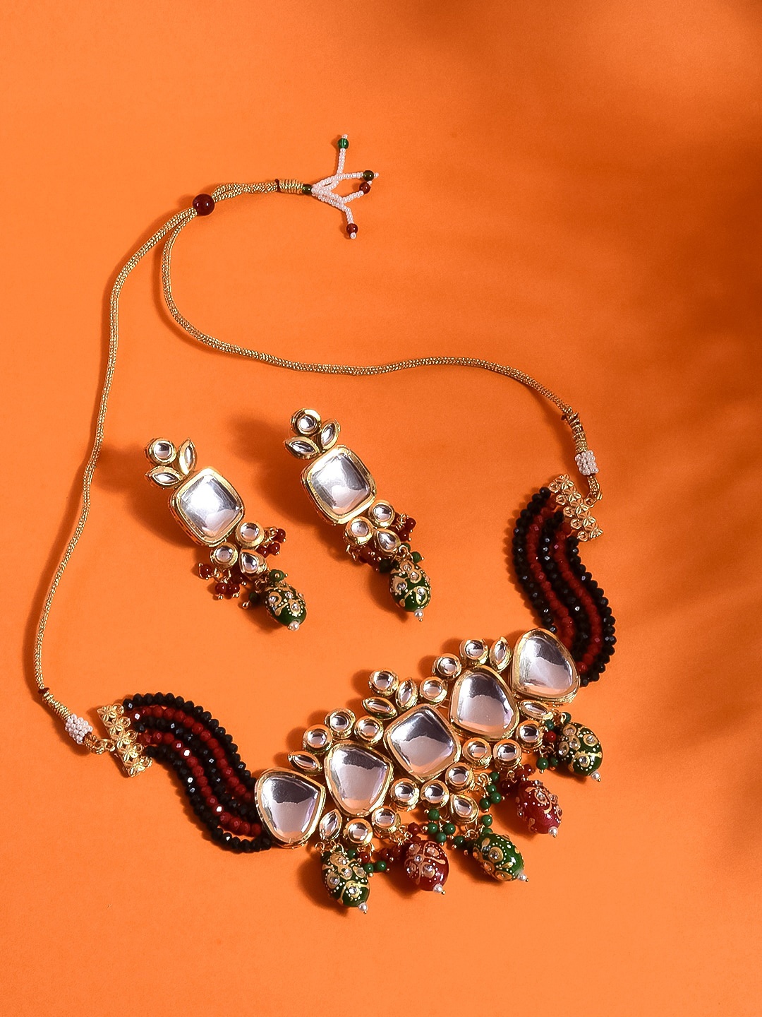 

STEORRA JEWELS Gold-Plated White Kundan Studded Choker Necklace Set