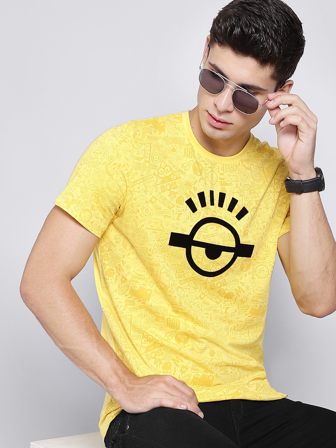 

Free Authority Men Yellow Minions Printed T-shirt