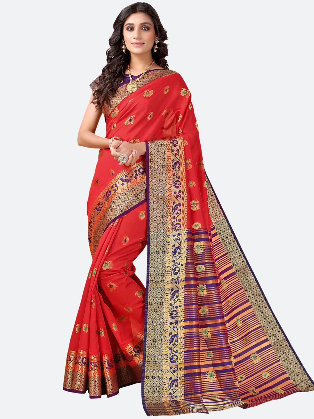 

Satrani Red & Gold-Toned Floral Saree