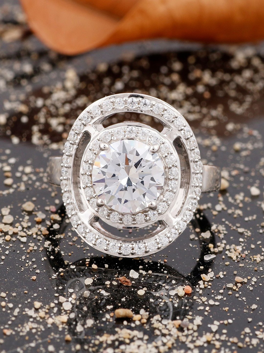 

Silgo Rhodium-Plated Silver-Toned CZ Studded Finger Ring