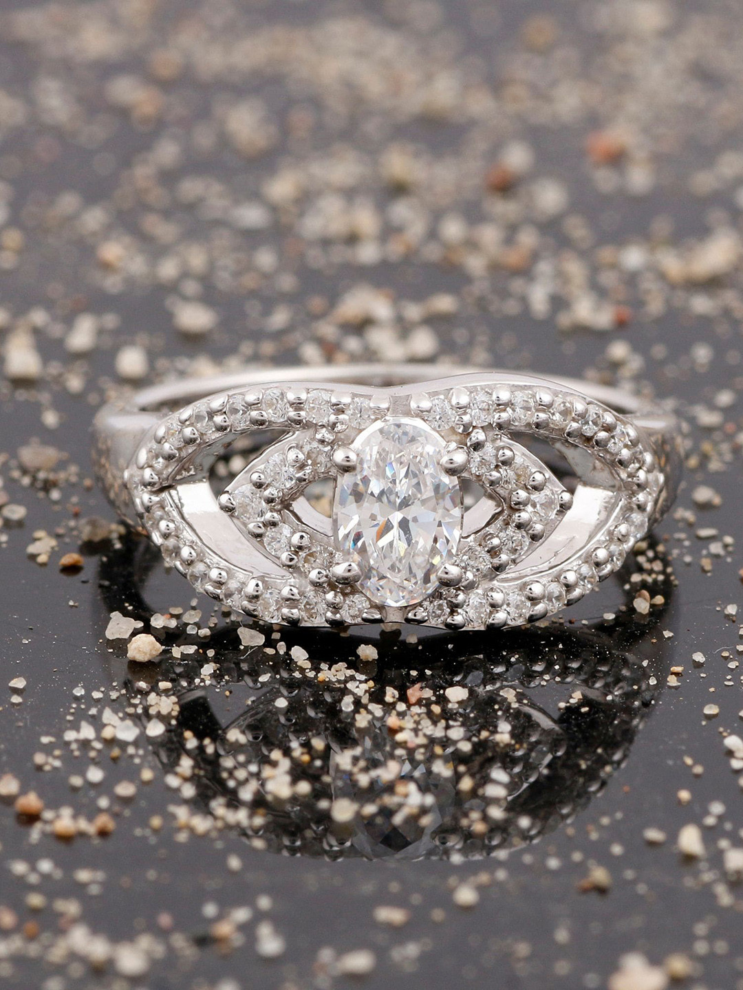 

Silgo 925 Sterling Silver Rhodium-Plated White CZ-Studded Finger Ring