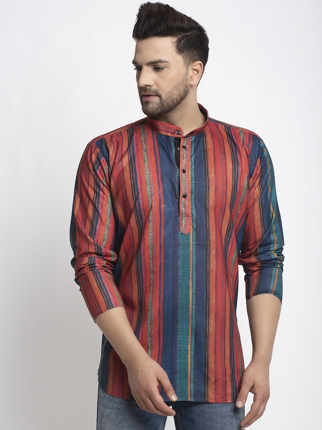 

Kaifoo Men Orange Thread Work Kurta