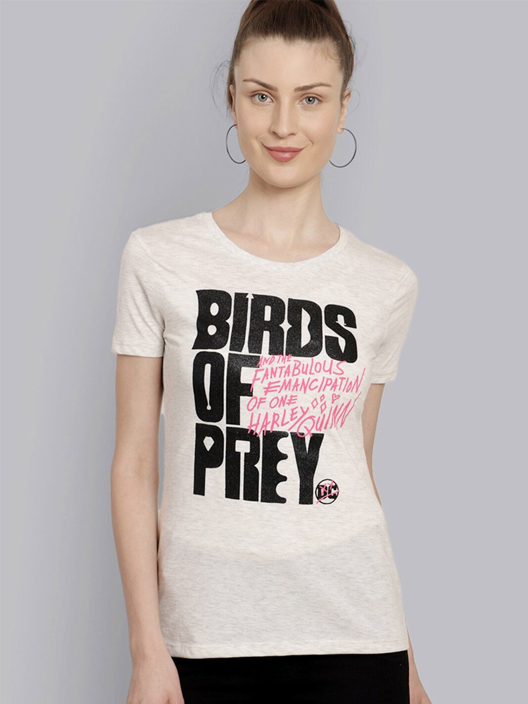 

Free Authority Women Grey Birds Of Prey Featured Shortsleev T-shirt