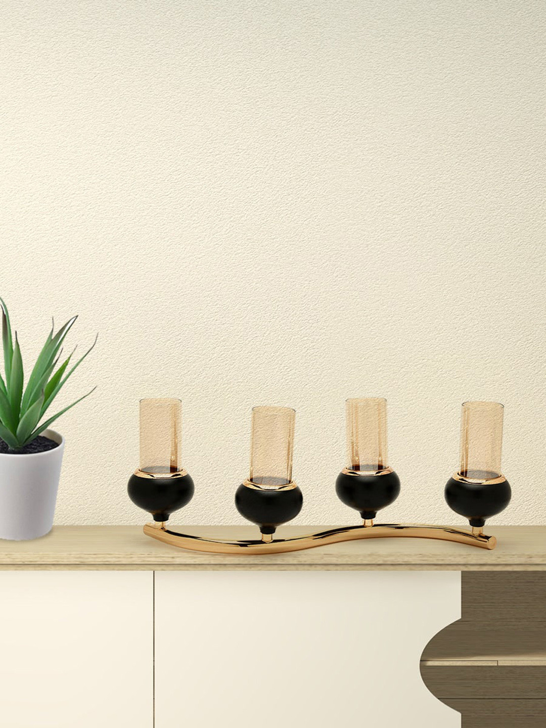 

Athome by Nilkamal Black & Gold-Toned Wave Shaped Candle Stand