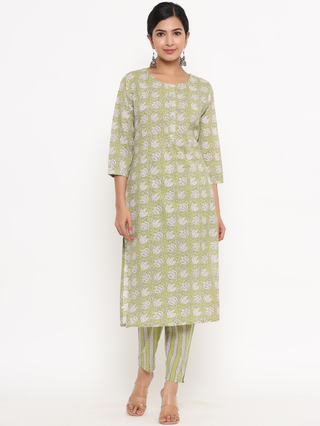 

Yufta Green Floral Printed Pure Cotton Kurta with Trousers