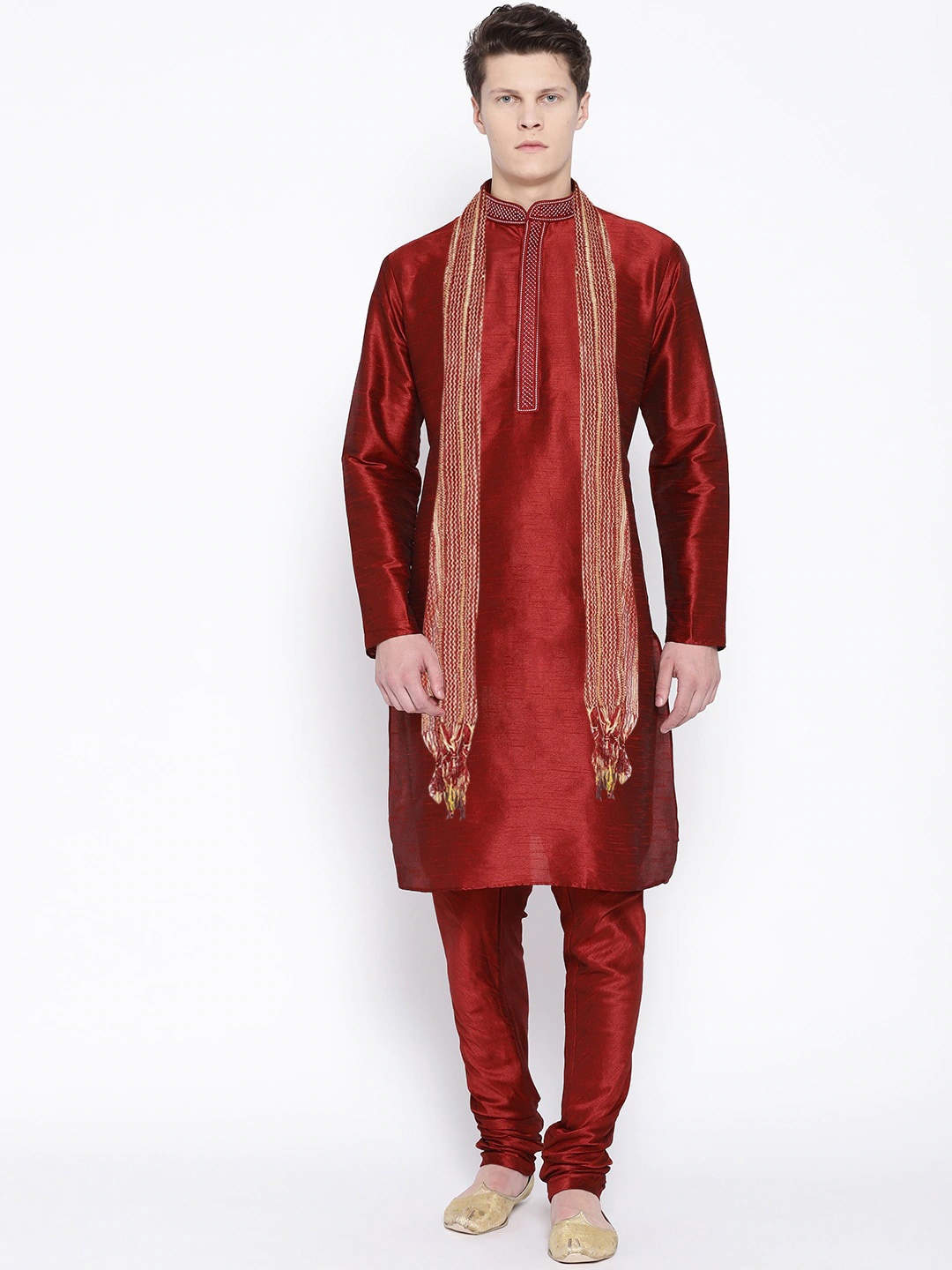 

SG LEMAN Men Maroon Layered Raw Silk Kurta with Churidar & With Dupatta