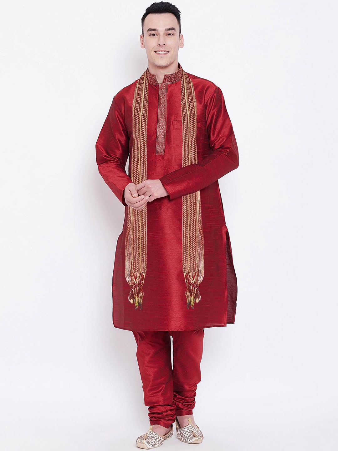

SG LEMAN Men Maroon Ethnic Motifs Embroidered Layered Raw Silk Kurta with Pyjamas