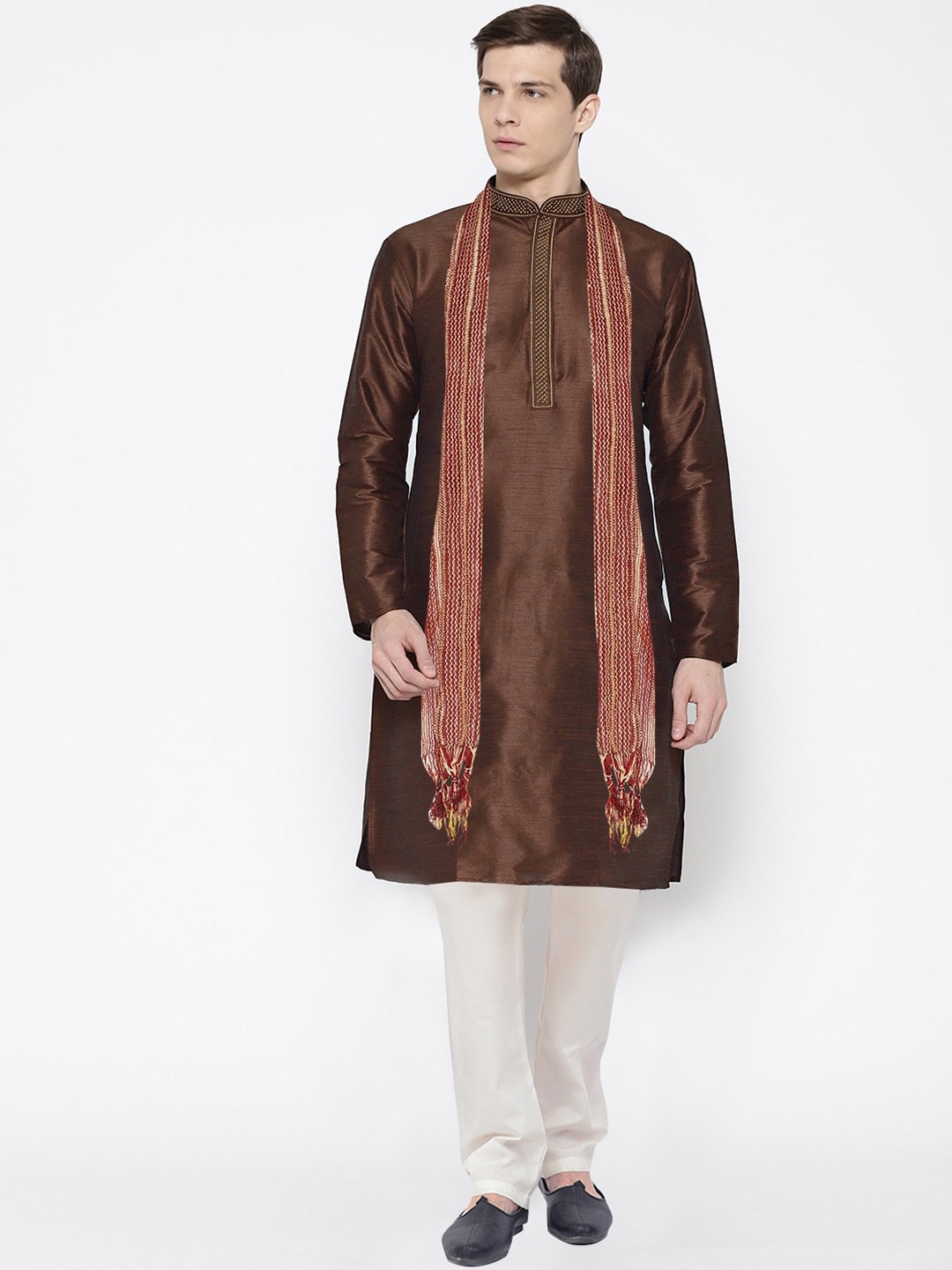 

SG LEMAN Men Brown Ethnic Motifs Raw Silk Kurta with Churidar & With Dupatta