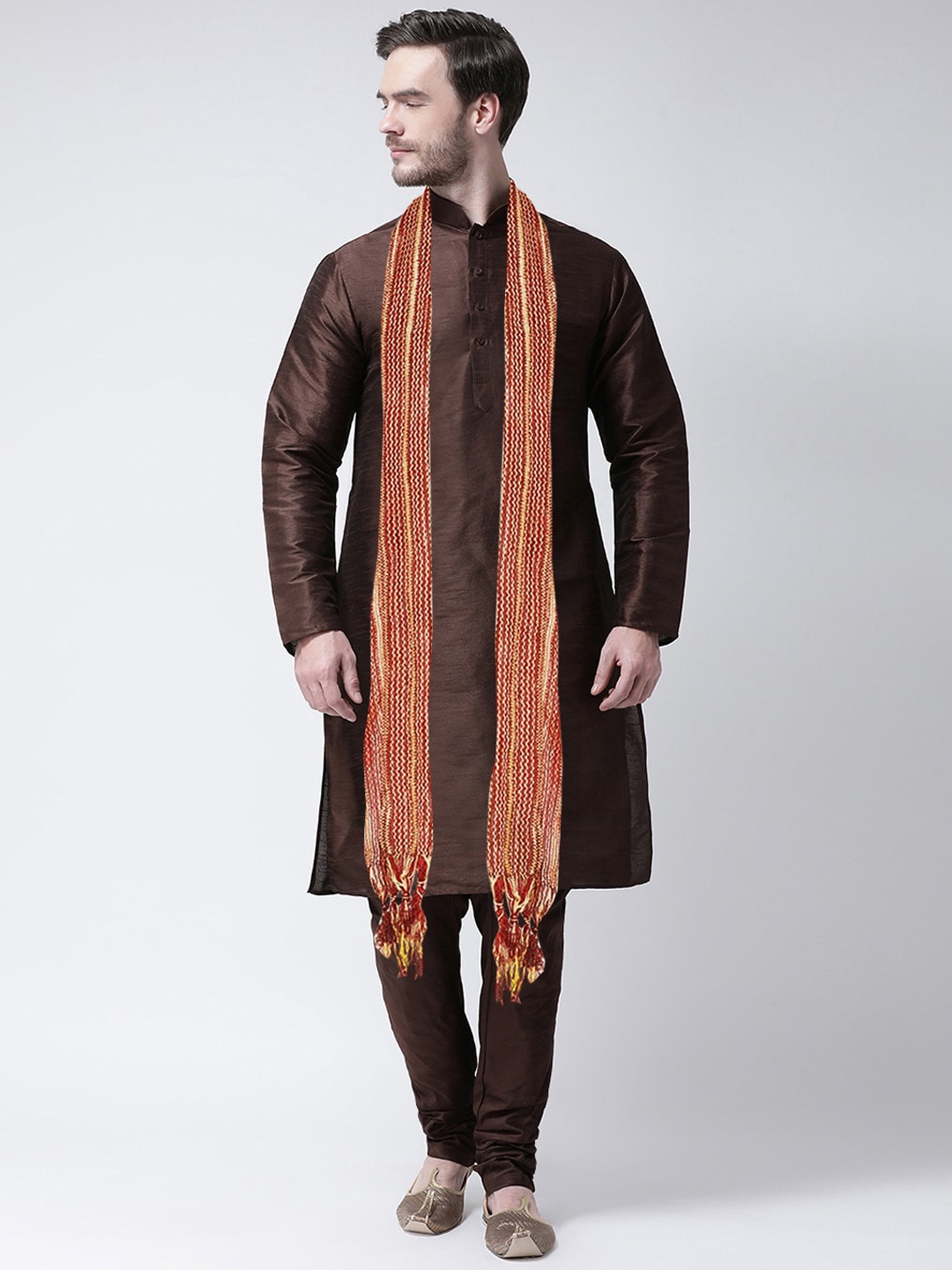 

SG LEMAN Men Brown Raw Silk Kurta with Pyjamas & With Dupatta