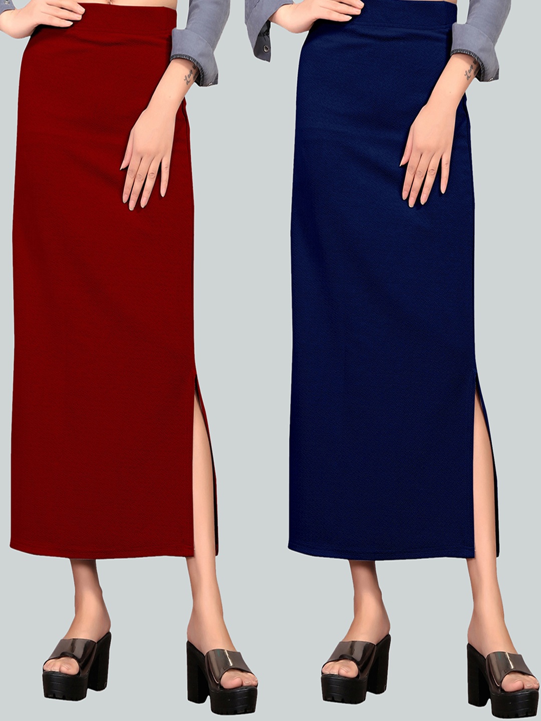 

Wuxi Women Pack of 2 Maroon & Navy Blue Solid Saree Shapewear